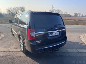 Chrysler Town Country 3,6 Limited 2x DVD CREW ÚHLY 2014 - 5