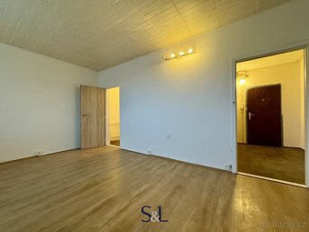 Nabízíme k pronájmu bytovou jednotku o dispozici 1+1 s výměr - 5