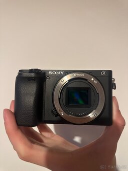 Sony Alpha A6400 + 18mm-135mm f3.5-5.6 objektiv - 5