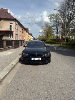 BMW 330D 3L m57 170kw M-packet - 5