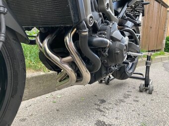 Yamaha MT 09 - 5