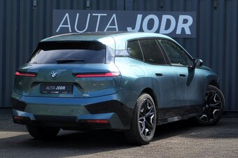 BMW IX 40 240 kW, xDrive, Vzduchový podvozek, Sky-Lounge - 5