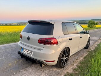 Volkswagen Golf (mk6) 2.0 TSI GTI 2011 - 5