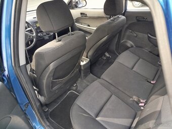 Hyundai i30 1.6 CRDi, 2009, nová STK - 5
