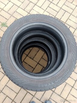 Pneu Nokian WR 15 - 5