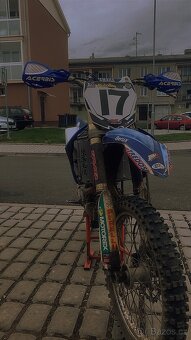 Yamaha YZF250 - 5