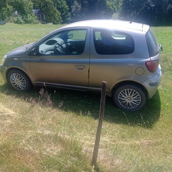 Toyota Yaris 1.0 , r.v. 2003 - 5
