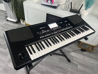 Prodám Korg pa 300 - 5