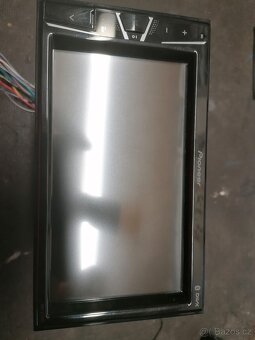 Pioneer DMH G220BT - 5