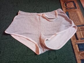 Dívčí kraťasy, šortky,krátké legíny vel.34/XS H&M,FB Sisters - 5