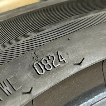 Letní pneu 205/55 R17 95V XL Barum 5-5,5mm - 5