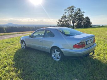 Mercedes-Benz CLK 320 V6 coupe - 5