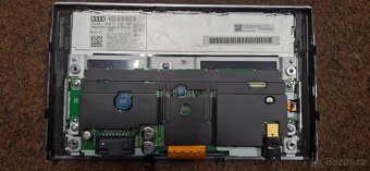 Displej mmi audi A7 4G mechanismus vyjizdeni - 5