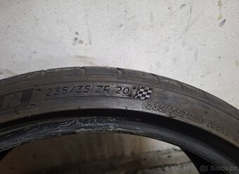 Letní pneu dvourozměr, 2x235/35/20 a 2x265/35/20 - 5