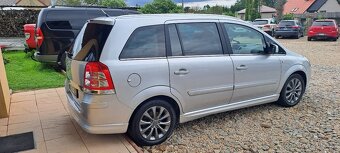 Opel Zafira 1.8i 16V 103kW 7-MÍST SPORT - 5