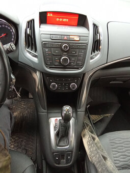 Opel Zafira C 2,0 CDTi 2,0 121kw - náhradní díly - 5