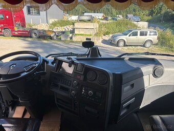 Renault - 5