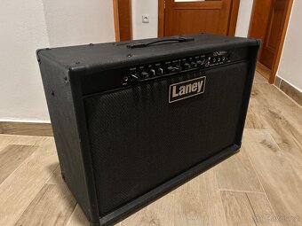 Kytarové kombo LANEY LX120R Twin Black - 5
