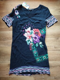 NOVÉ šaty Desigual vel. M - různé barvy - 5