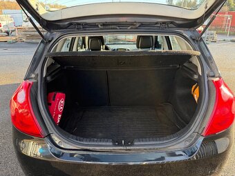 Kia Cee´d, 1,6 CRDi 84kW, 1. MAJITEL - 5