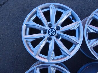 Alu disky originál Volkswagen, 17", 5x112, ET 34 , šířka 7J - 5