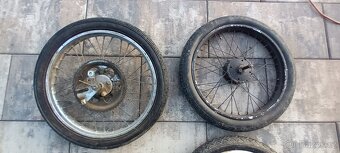 Babetta 210 - kola pár - 5