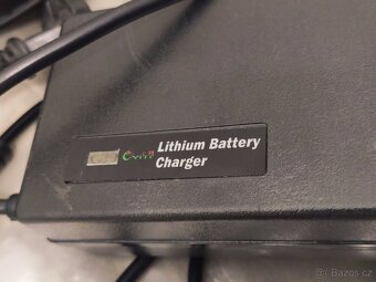 Nabíječky: BOSCH, RYOBI a Li-lon Aku 67,2V - 5