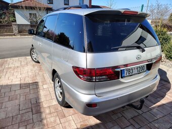 Toyota Previa - 5
