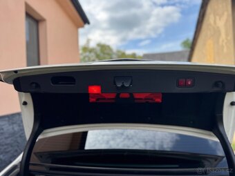 Mercedes-Benz w212 E350AMG - 5