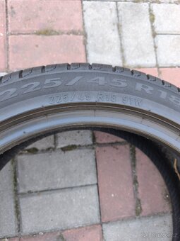 18" LETNÍ SADA PNEU 225/45R18 6,5-7,MM - 5