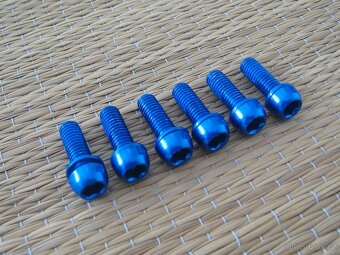 Nová sada šroubů M6x17mm na třmeny kotoučových brzd ZITTO - 5