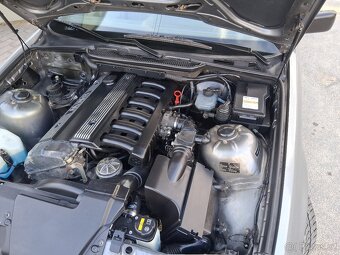 BMW e36 320i R6 110kw manuál - 5