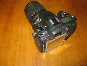 Nikon D 7000 Nikon Nikkor AF-S 18-105;mm VR DXs objektivem - 5