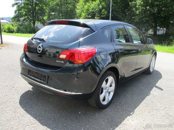 OPEL ASTRA J - 1.4 T, nové STK, 1 majitel - 5