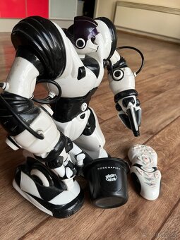 Robot Robosapien WowWee V1 - 5