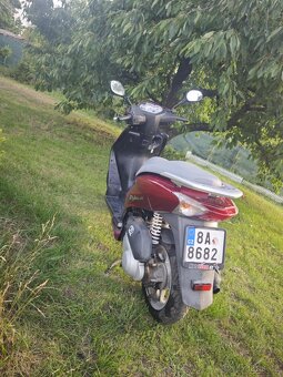 Honda 125 Dylan - 5
