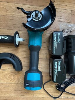 Prodám AKU brusku Makita DGA506RTJ - 5