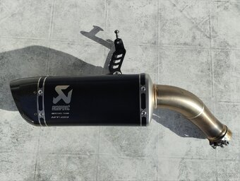 Výfuk Akrapovič Yamaha MT-09 - 5