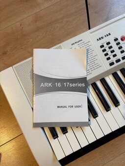 Elektrické klávesy FOX ARK-168 - 5