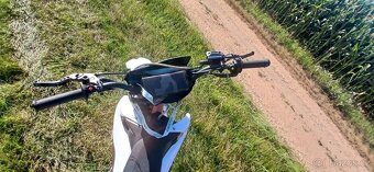 MiniRocket Hurricane 150 - 5