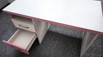 Prodám psací stůl po dceři do dětského pokoje - 5