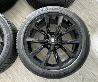 Modus 5x112 235/45/18 letní - 5