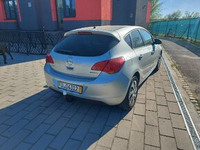 Opel Astra J 1.3 nafta 2011 164000km - 5