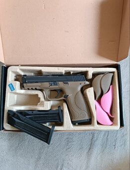WE M&P 9 big bird green gas airsoft - 5