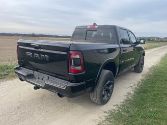 Ram 1500 Limited 2022 najeto 8 000km - 5