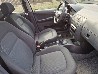 Škoda Fabia 1.2 benzin - nové ČR - 2 majitelka - - 5