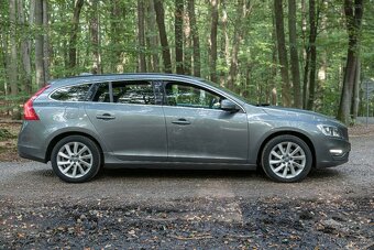 Volvo V60 2.0 D2 88kw VEA, r.v. 2017, man. převodovka - 5
