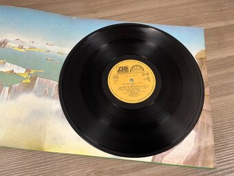 LP YES - NA SAMÉM KRAJI ÚTESU - 5
