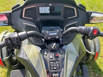 Can Am Spyder RT 1330 Sea to Sky MY21 - pouze 200 Km - 5