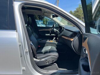 2021 Volvo XС90 T5 Momentum 2.0L FWD - 5